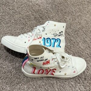 Aldo Canvas Love 1972 High Top Sneakers White Women’s , size 7.5